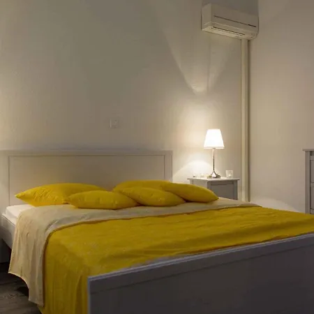 Apartment Two-bedroom In Okrug Gornji Iii Trogir