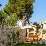 Two-bedroom In Okrug Gornji Iii *