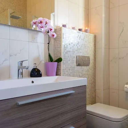 Two-bedroom In Okrug Gornji Iii Trogir