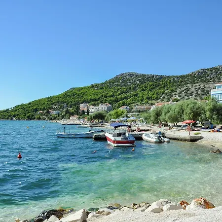 Two-bedroom In Okrug Gornji Iii * Trogir